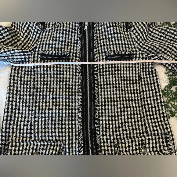 NWT Zara trf Outerwear Black White Tweed Chain Detailing Midi Coat Large - Picture 7 of 9